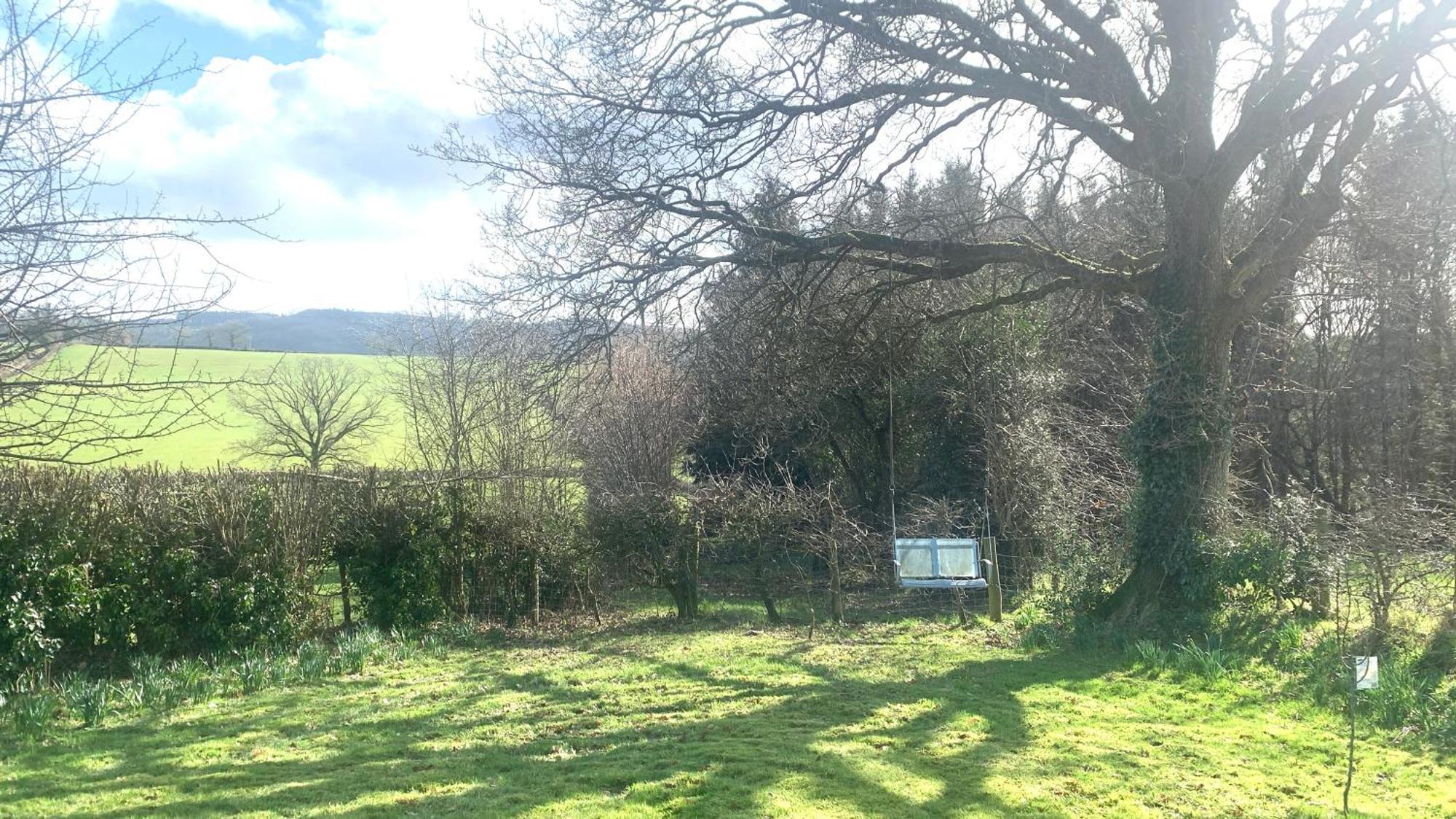 Mid-Wales Farmhouse, Swimming Pool, Tranquil Countryside Views, Sleeps 14 Meifod Exterior foto